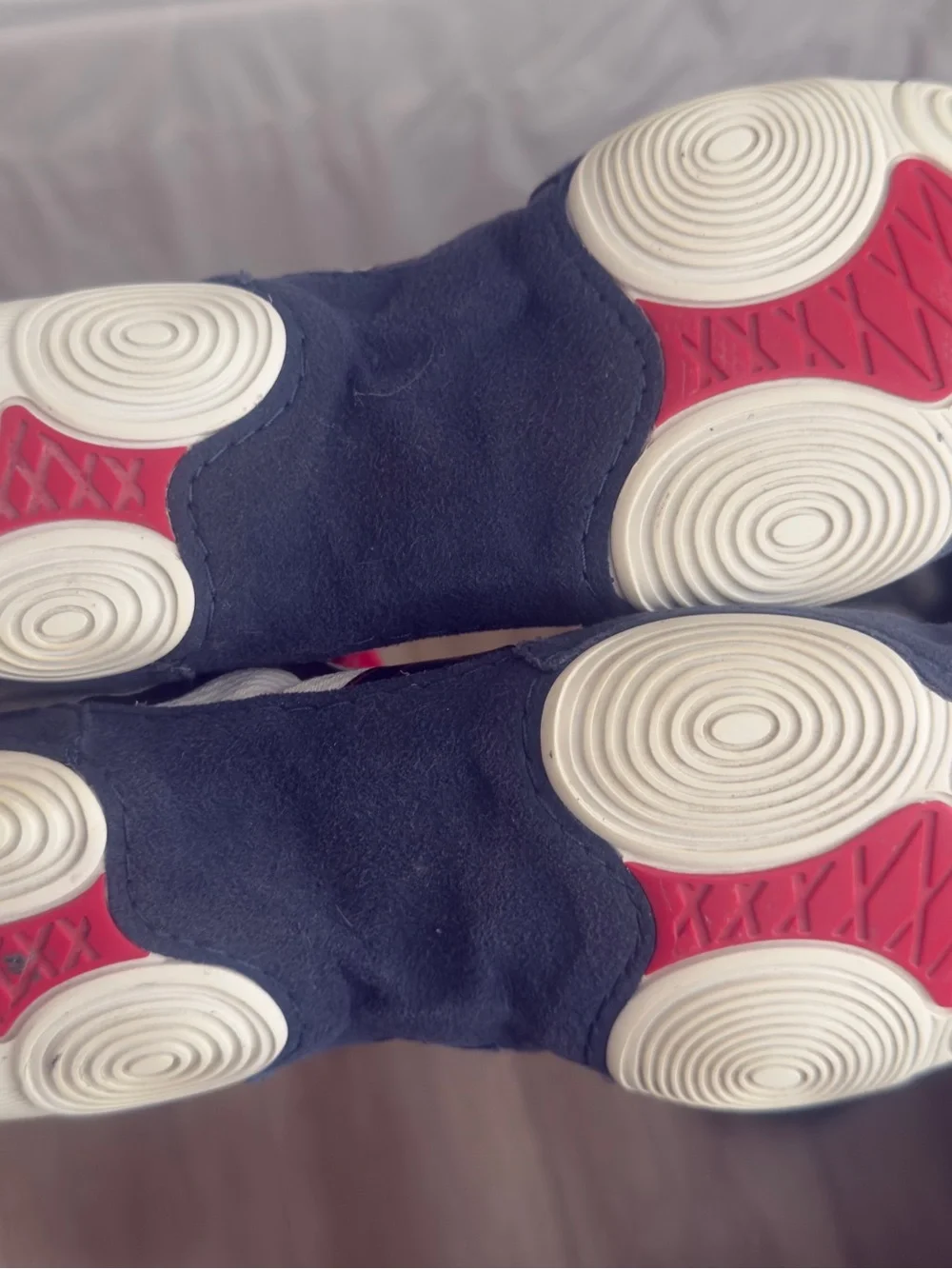 ASICS Kids Red, Navy and White High-Top wrestling Shoes, size 3.5 US
